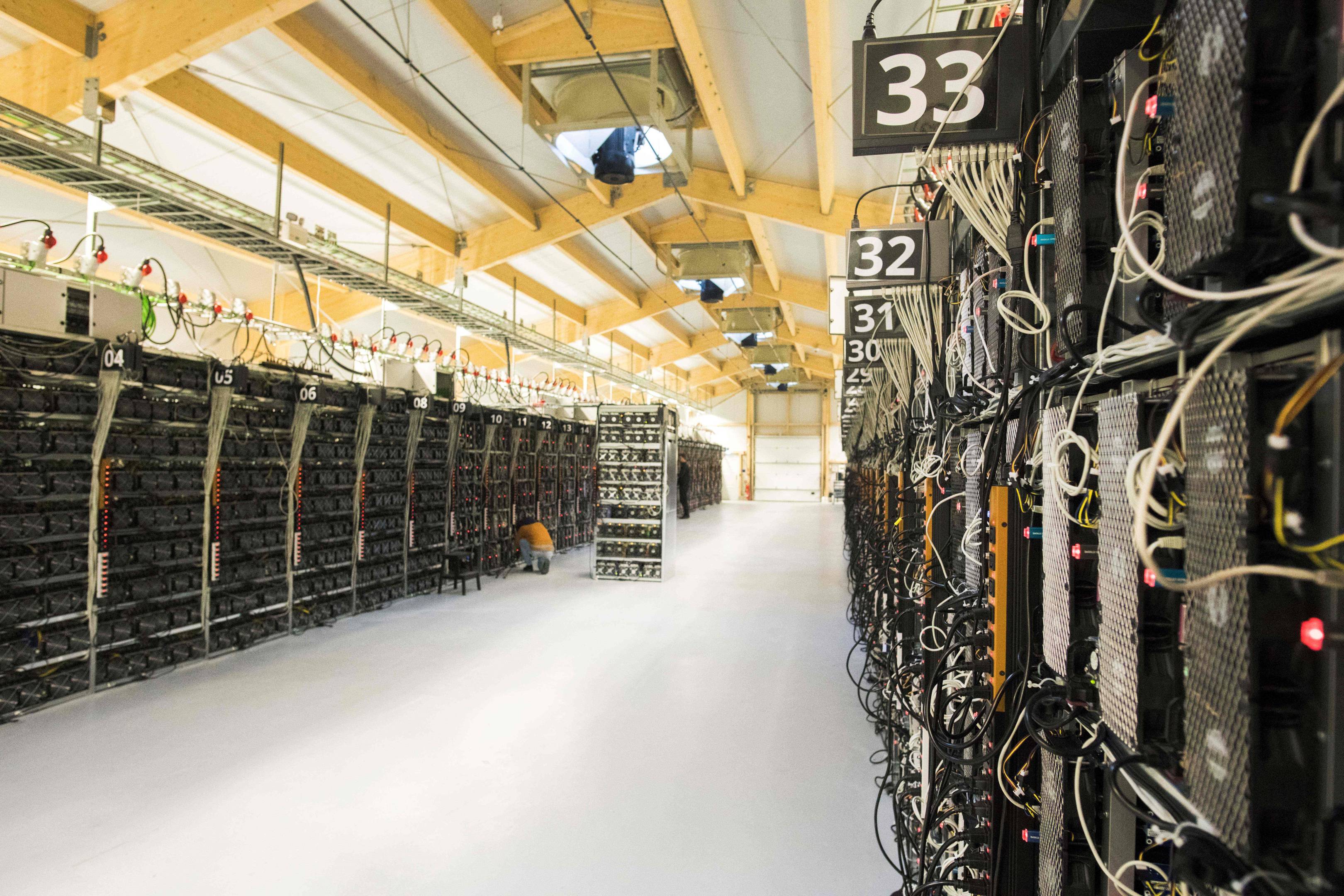 Iceland S Farmers Have !   A Cunning Plan To Solve Crypto S Energy - 